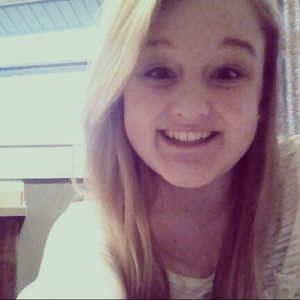 Meet your Posher, Devan